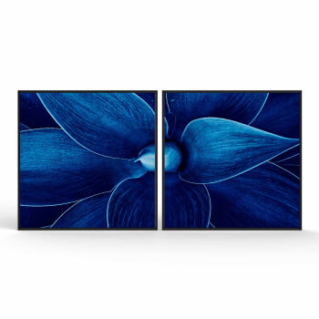 Kit 2 quadros quadrados - Detalhes da flor azul 